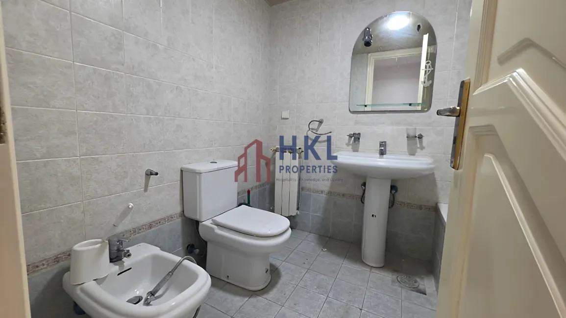 Apartment for rent in Hamra