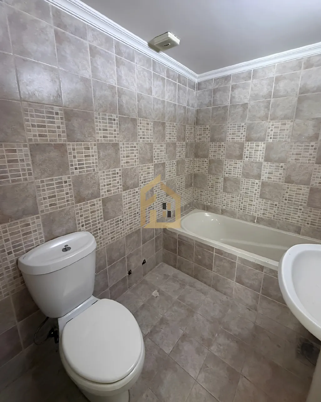 Apartment for rent in Rabweh, Bayrut, Lebanon
