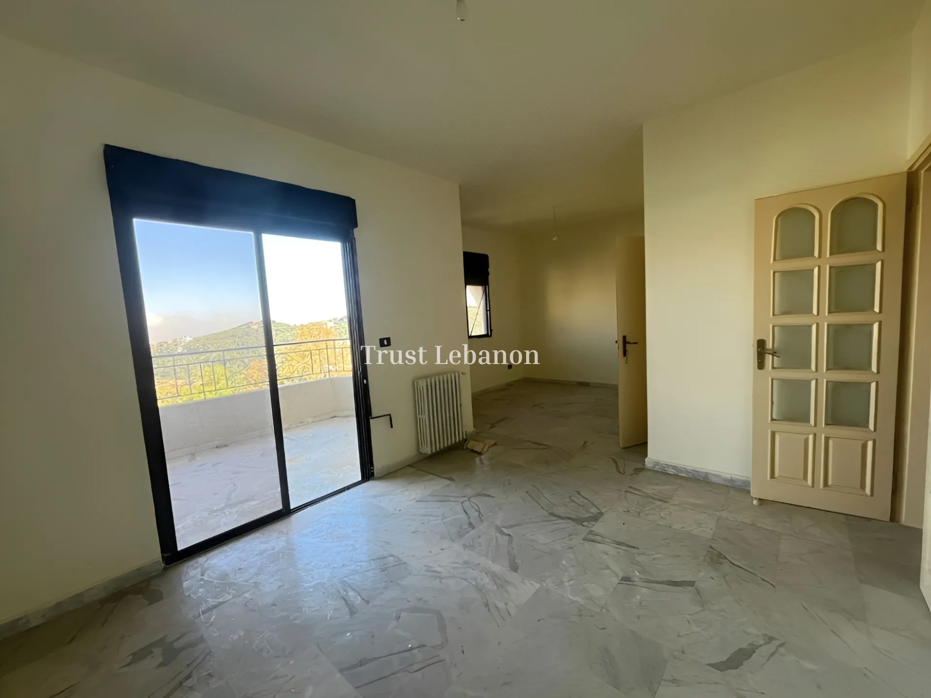 Apartment for rent in Atchane, Lebanon - 3 bed, 2 bath