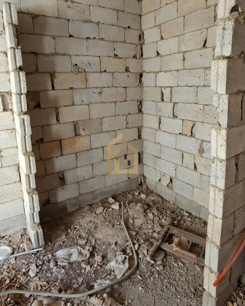 Apartment for sale in Qennabet Broummana, Lebanon - 2 bed, 2 bath