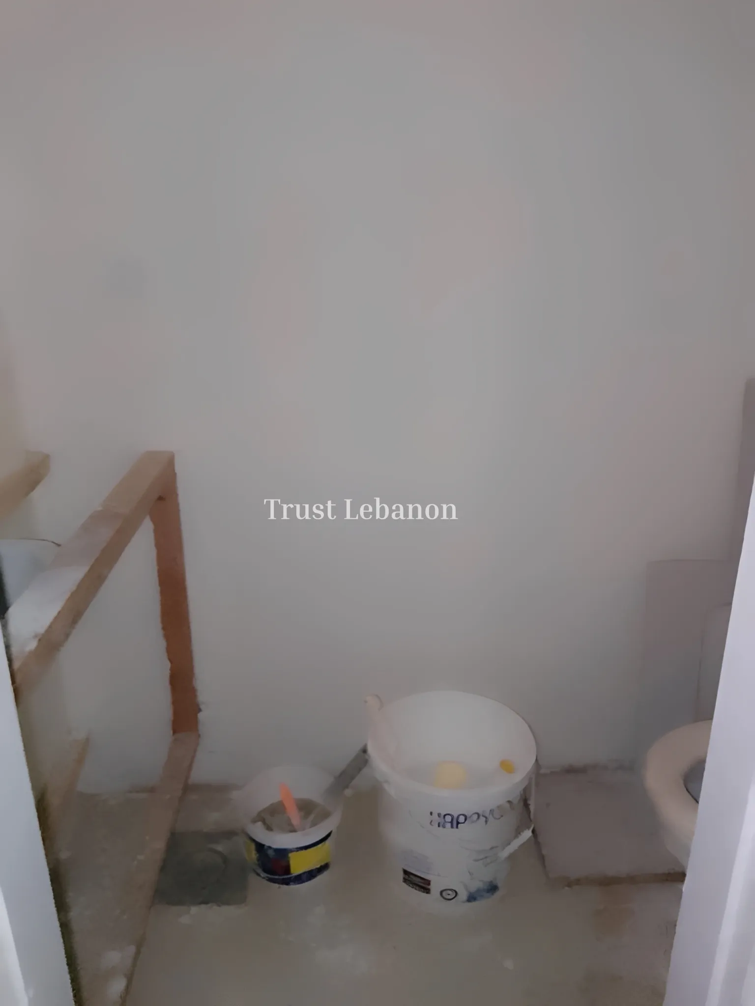 Shop for sale in Dekwaneh, Lebanon
