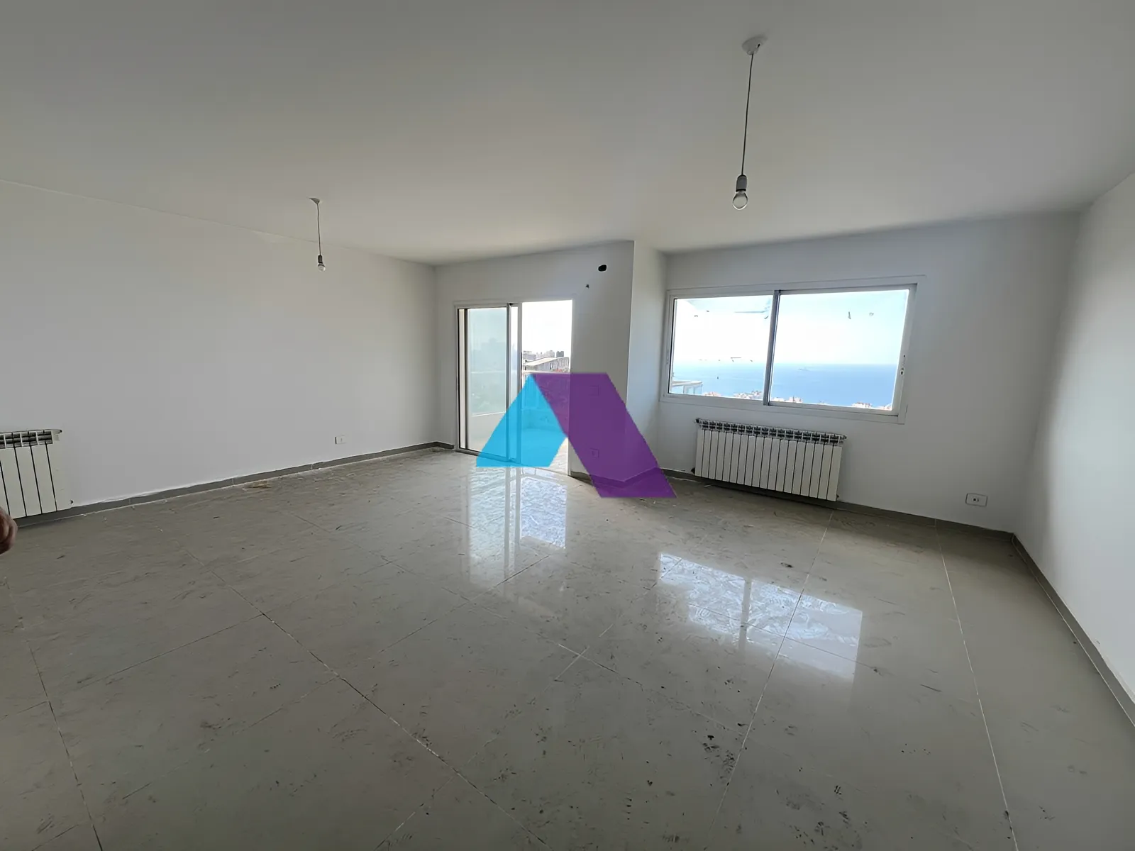 Apartment for Sale in Adma w Dafnah - 3 bed, 3 bath