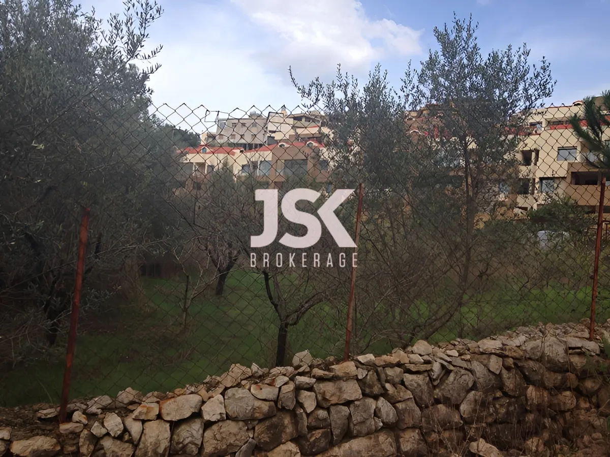 Land for Sale in Ain Aalaq, Lebanon