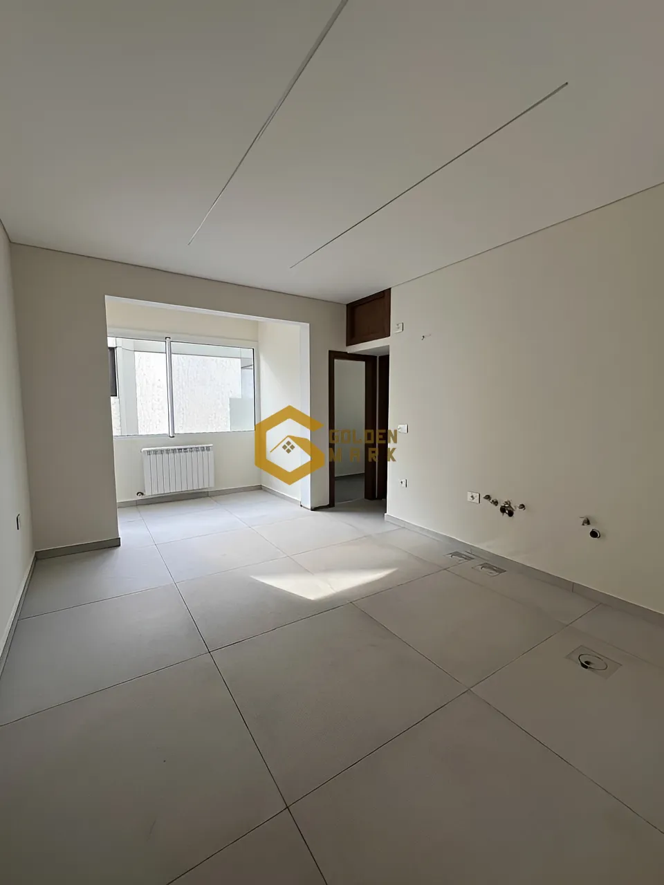 Apartment for Sale in Adma w Dafnah - 3 bed, 4 bath