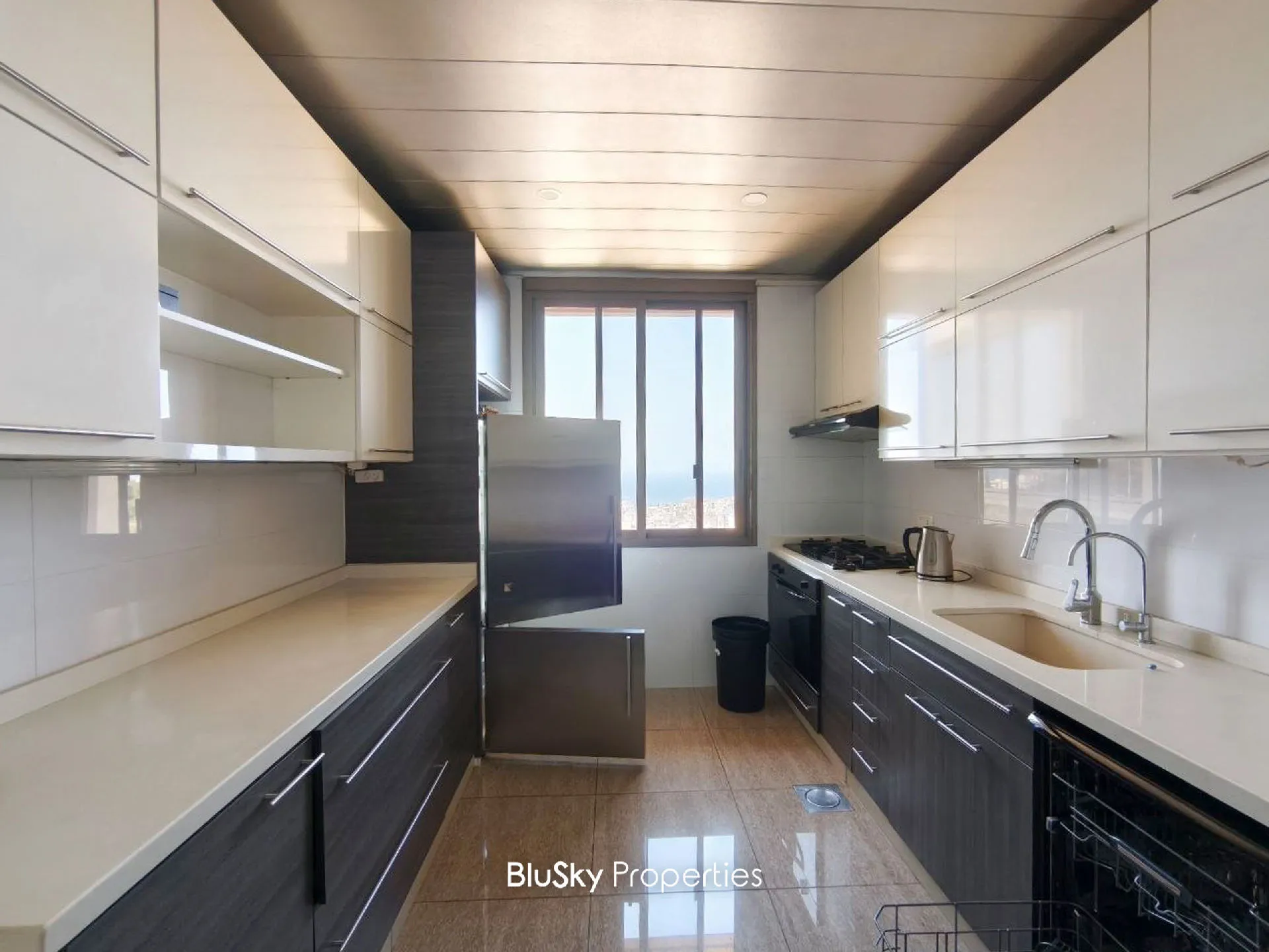Apartment for rent in Adonis, lebanon - 3 bed, 3.0 bath