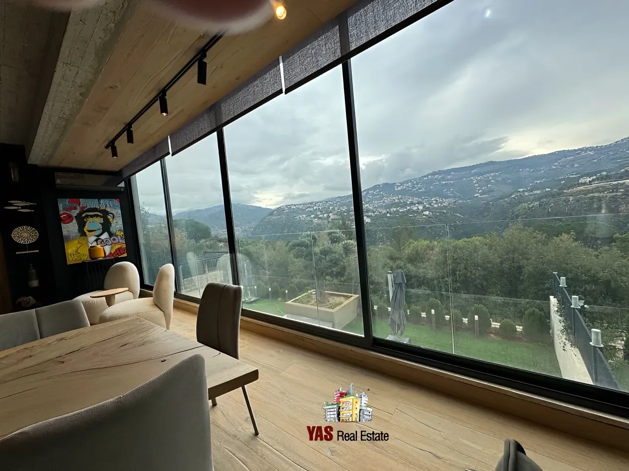 Apartment for Sale in Ballouneh - 3 bed, 4 bath