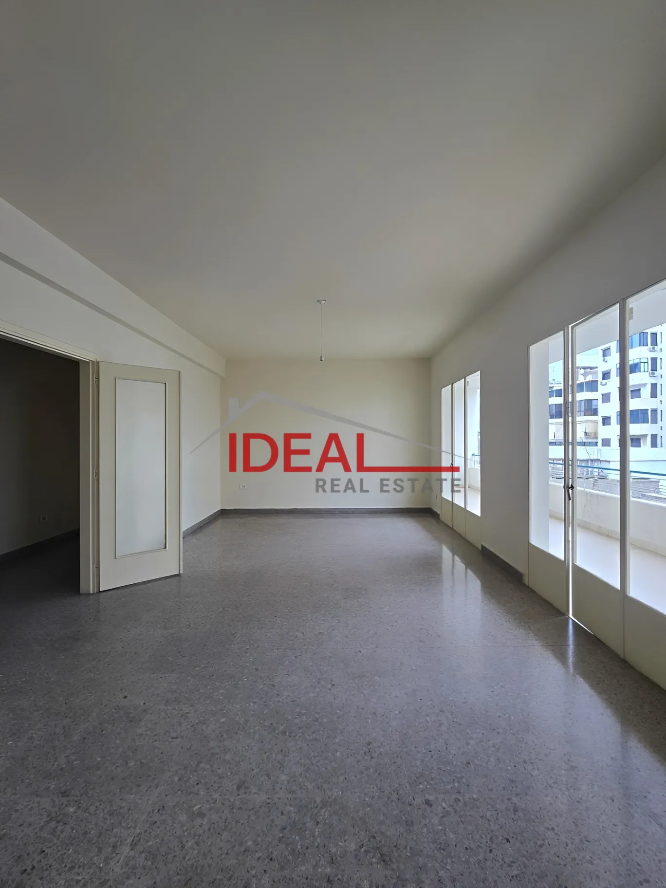Apartment for rent in Achrafieh, Beirut, Lebanon - 3 bed, 2 bath