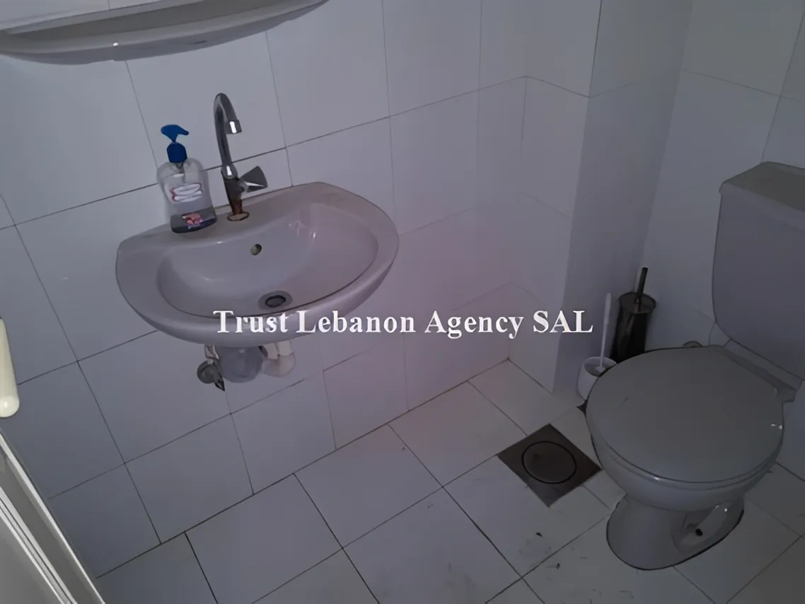 Office for rent in Metn, Sin El Fil