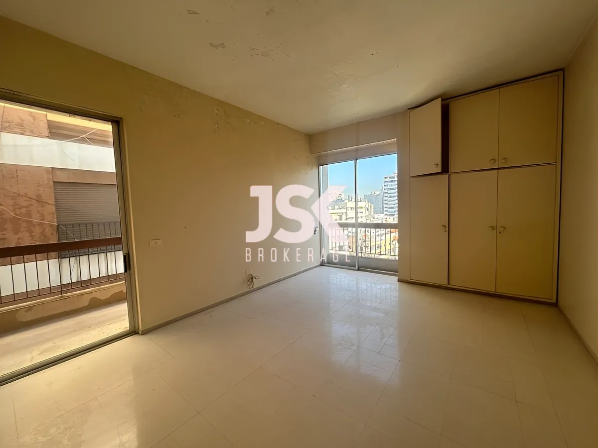 Apartment for Sale in Tallet Khayat, Beirut, Lebanon