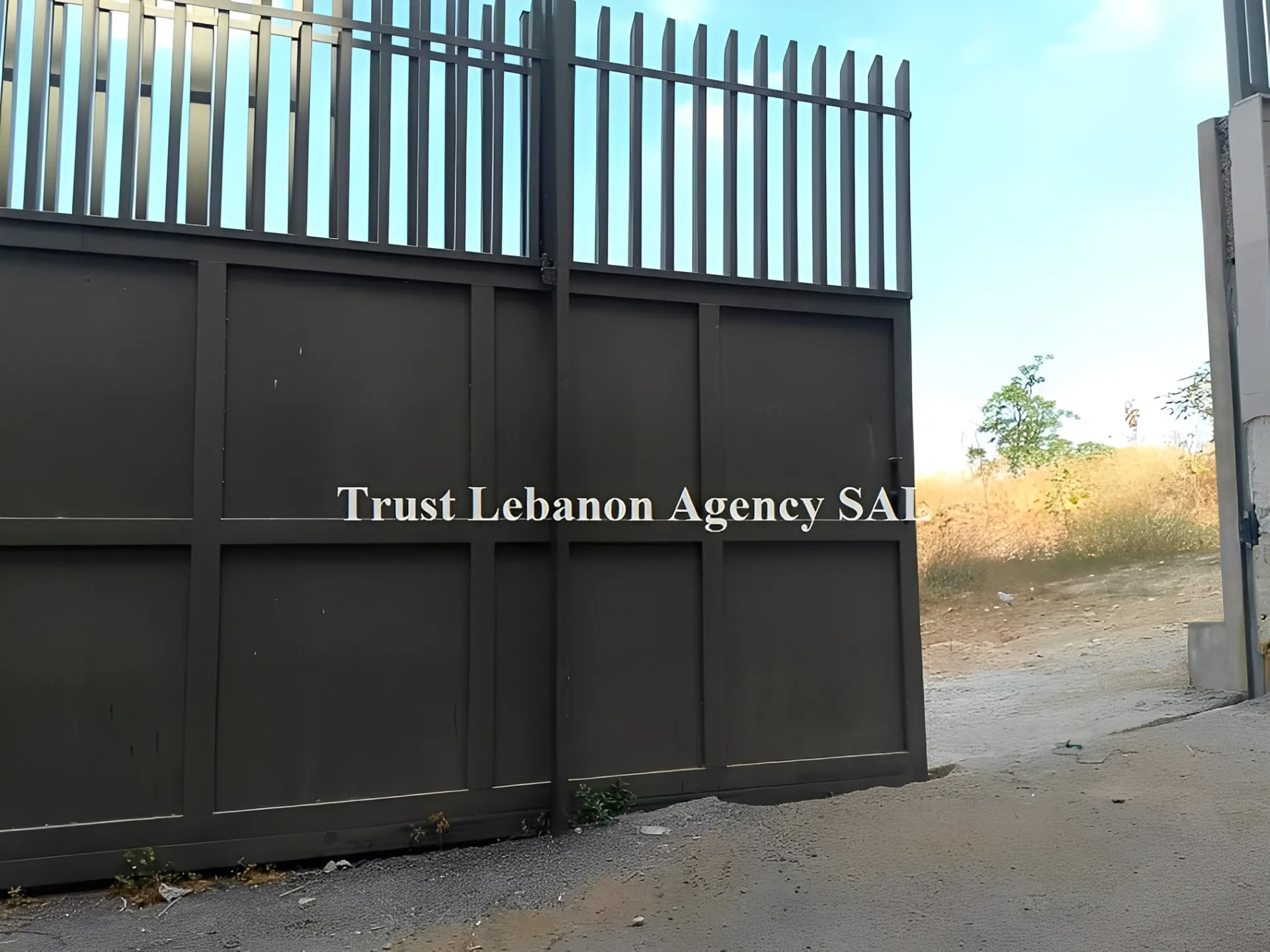 Warehouse for sale in Metn, Bsalim