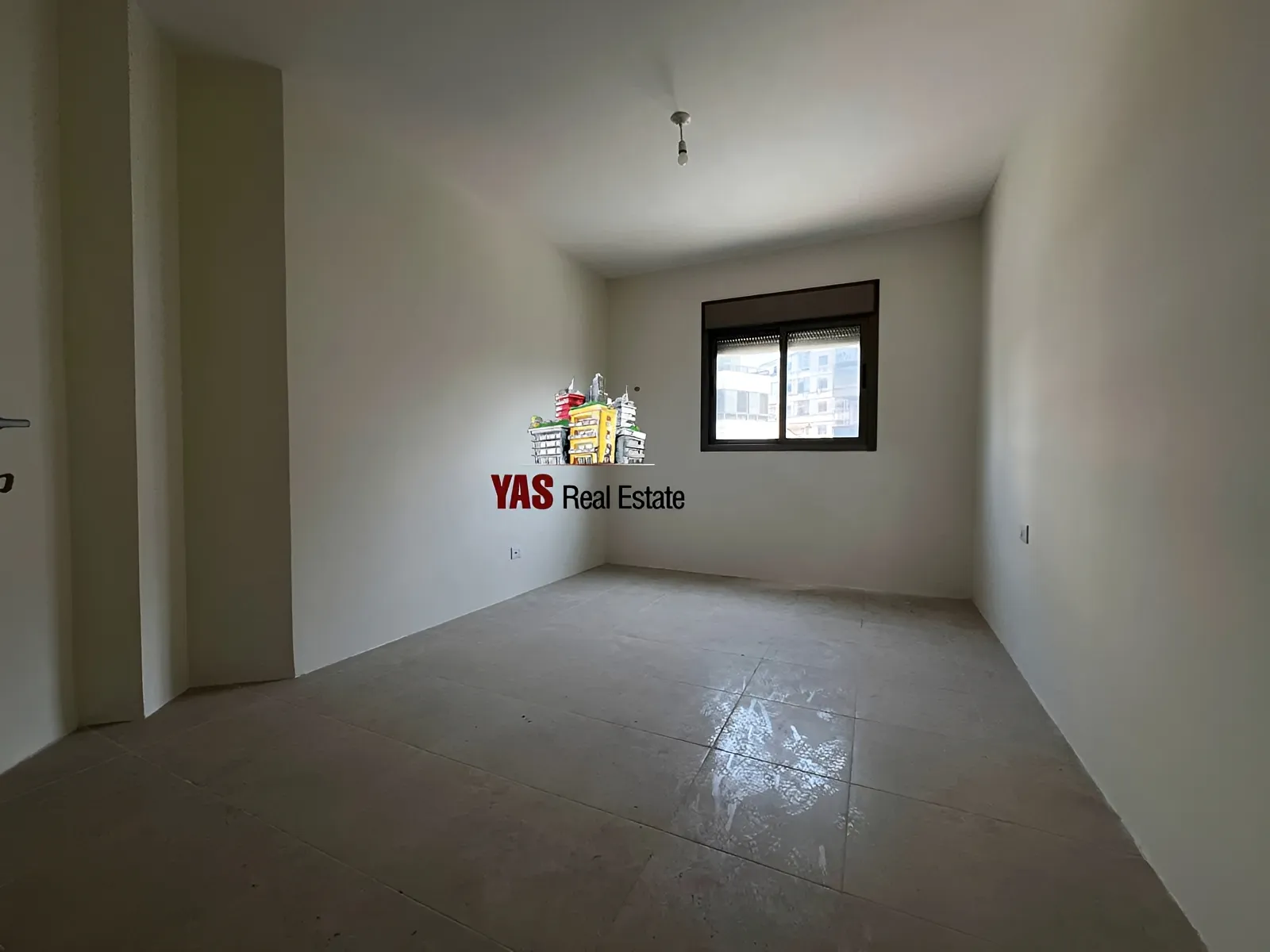Apartment for Rent in Ballouneh - 3 bed, 3 bath