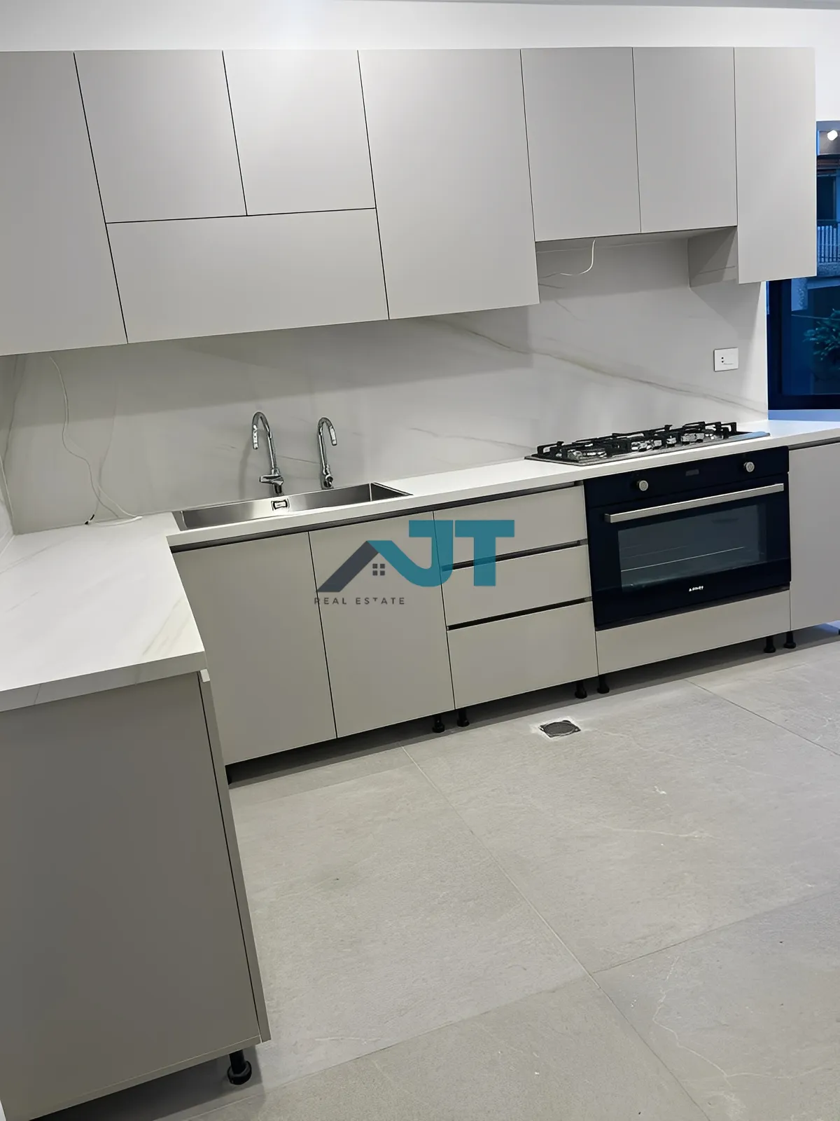 Apartment for Sale in Achrafieh, Tabaris