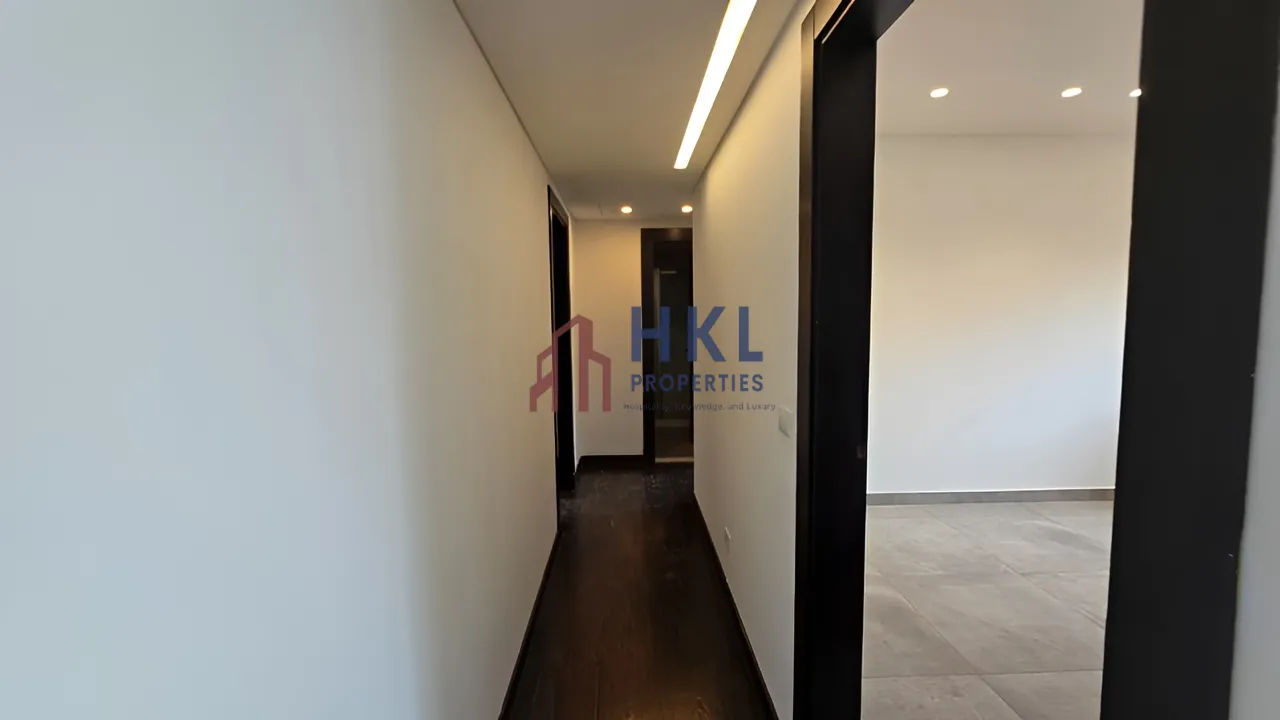 Apartment for rent in Ras Beirut