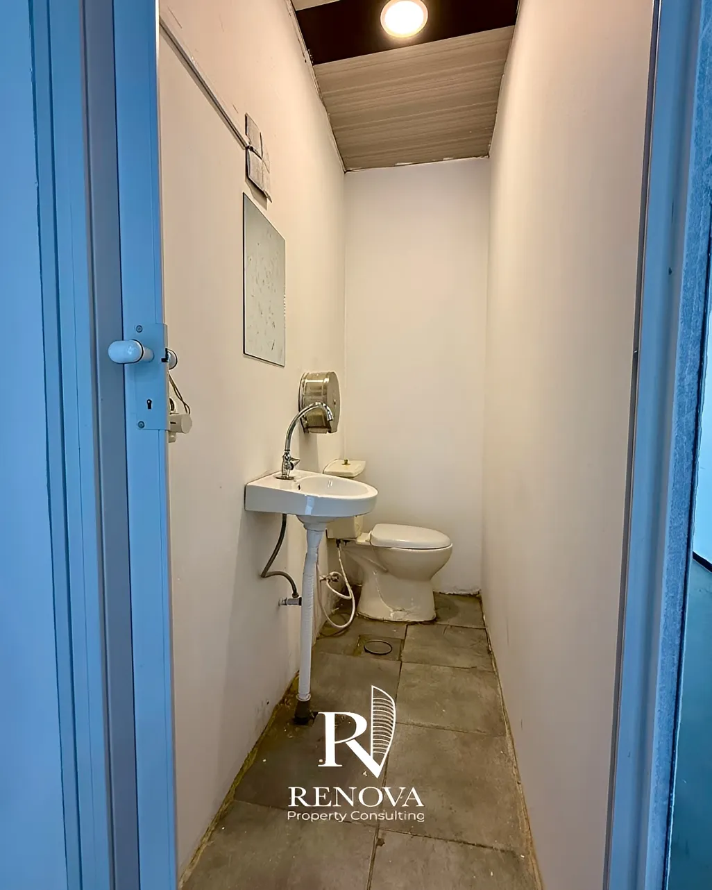 Shop for rent in Achrafieh, Beirut, Lebanon