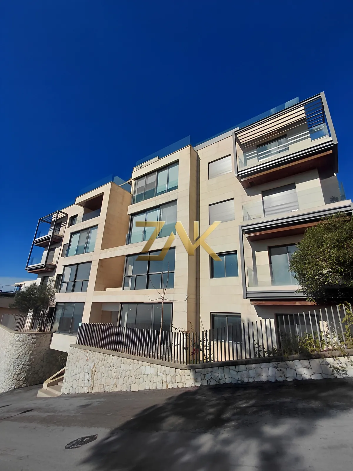 Apartment for Sale Adma w Dafnah - 3 bed, 3 bath