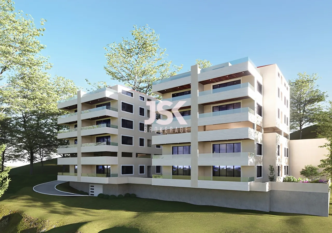 Apartment for Sale in Qornet El Hamra