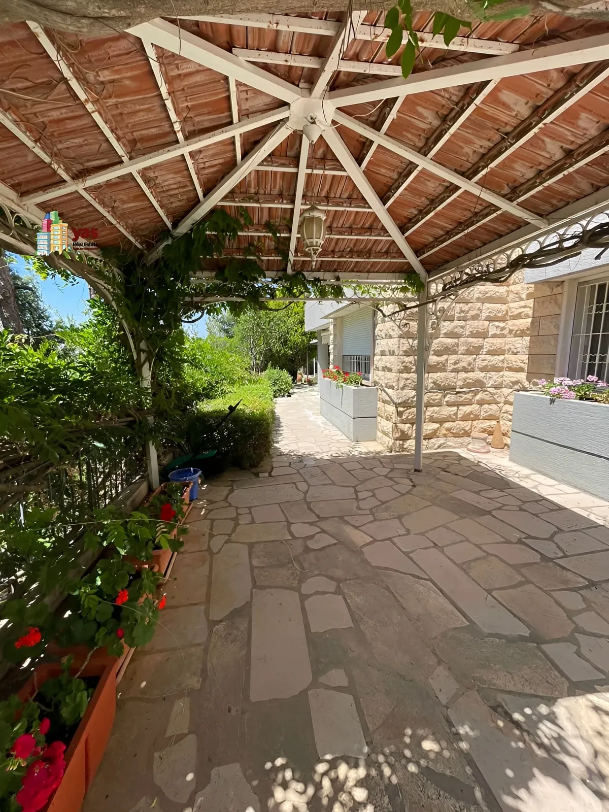 Apartment for Sale in Baabdat