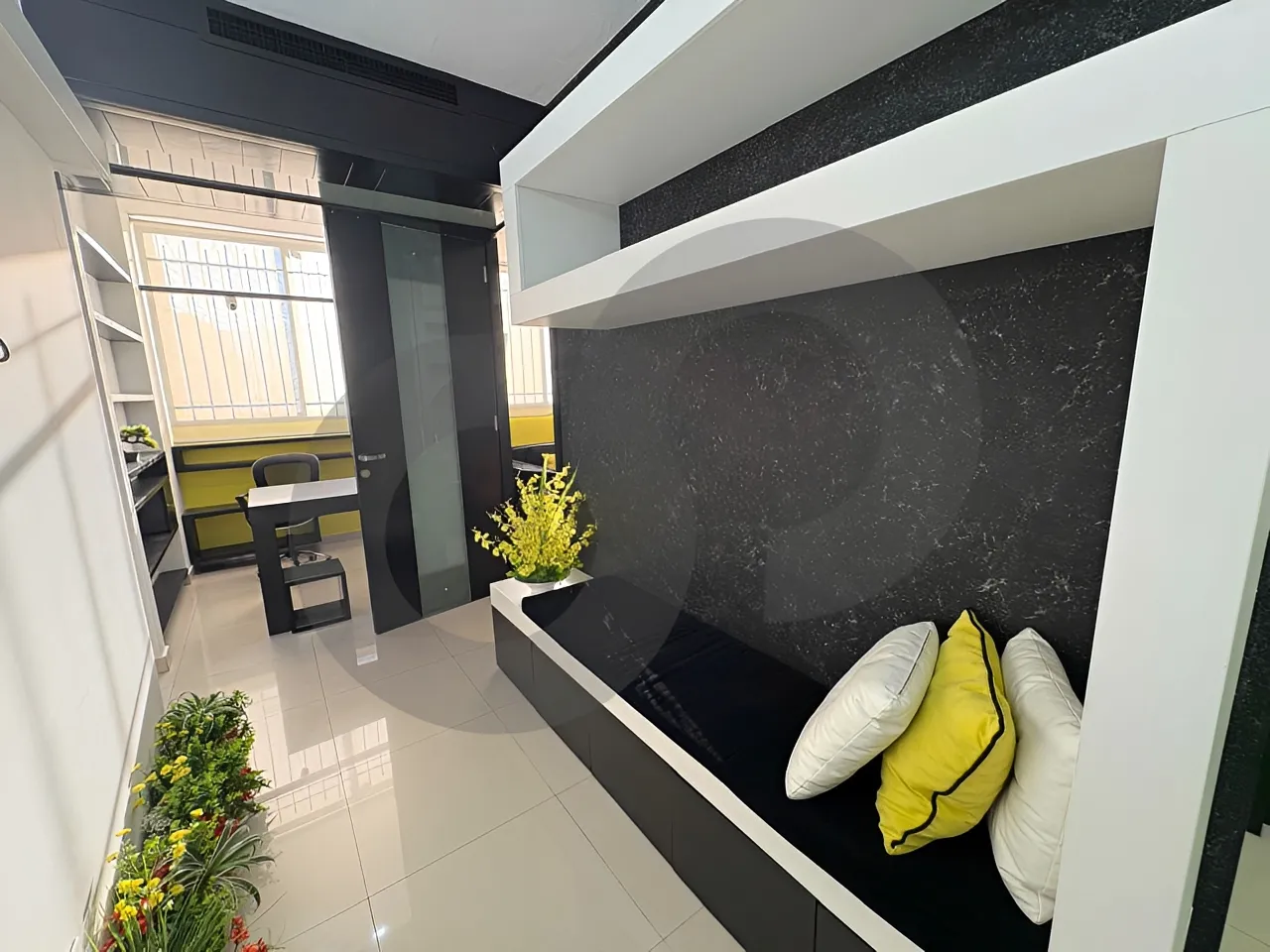 Apartment for Sale in Aachqout - 3 bed, 1 bath