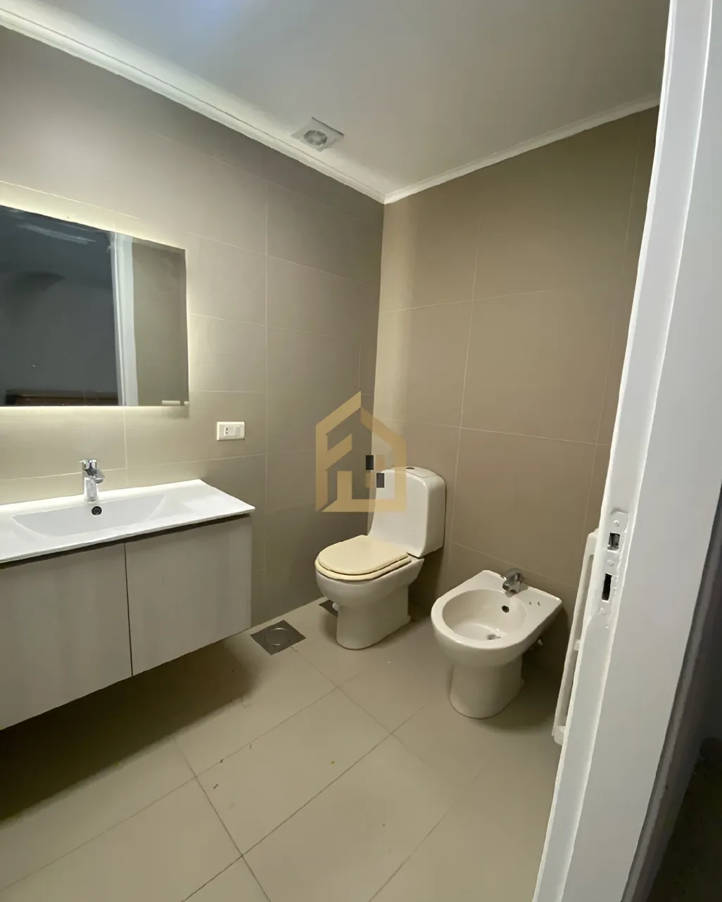 Apartment for rent in Achrafieh, Beirut, Lebanon