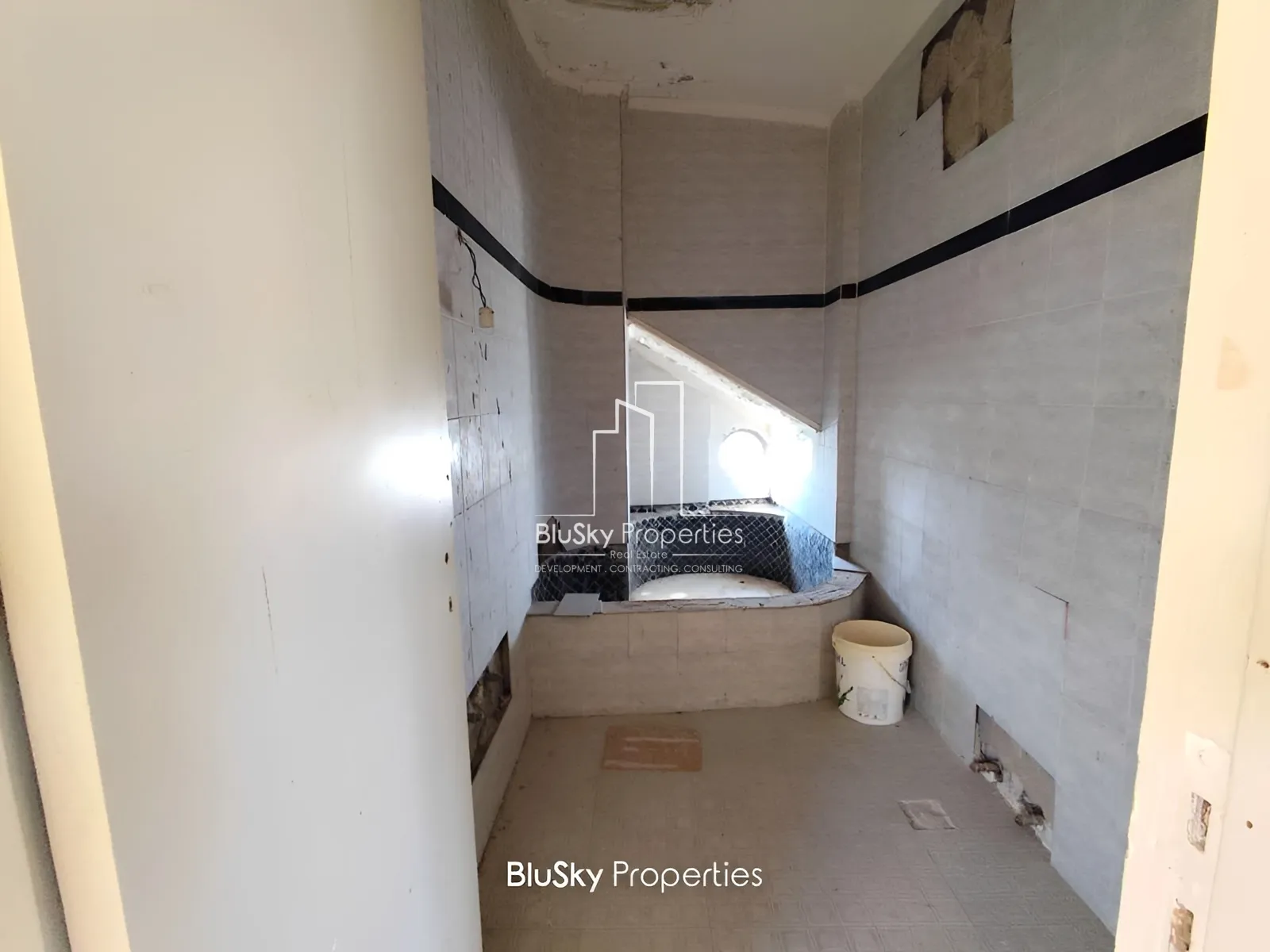 Villa for Sale in Tabarja