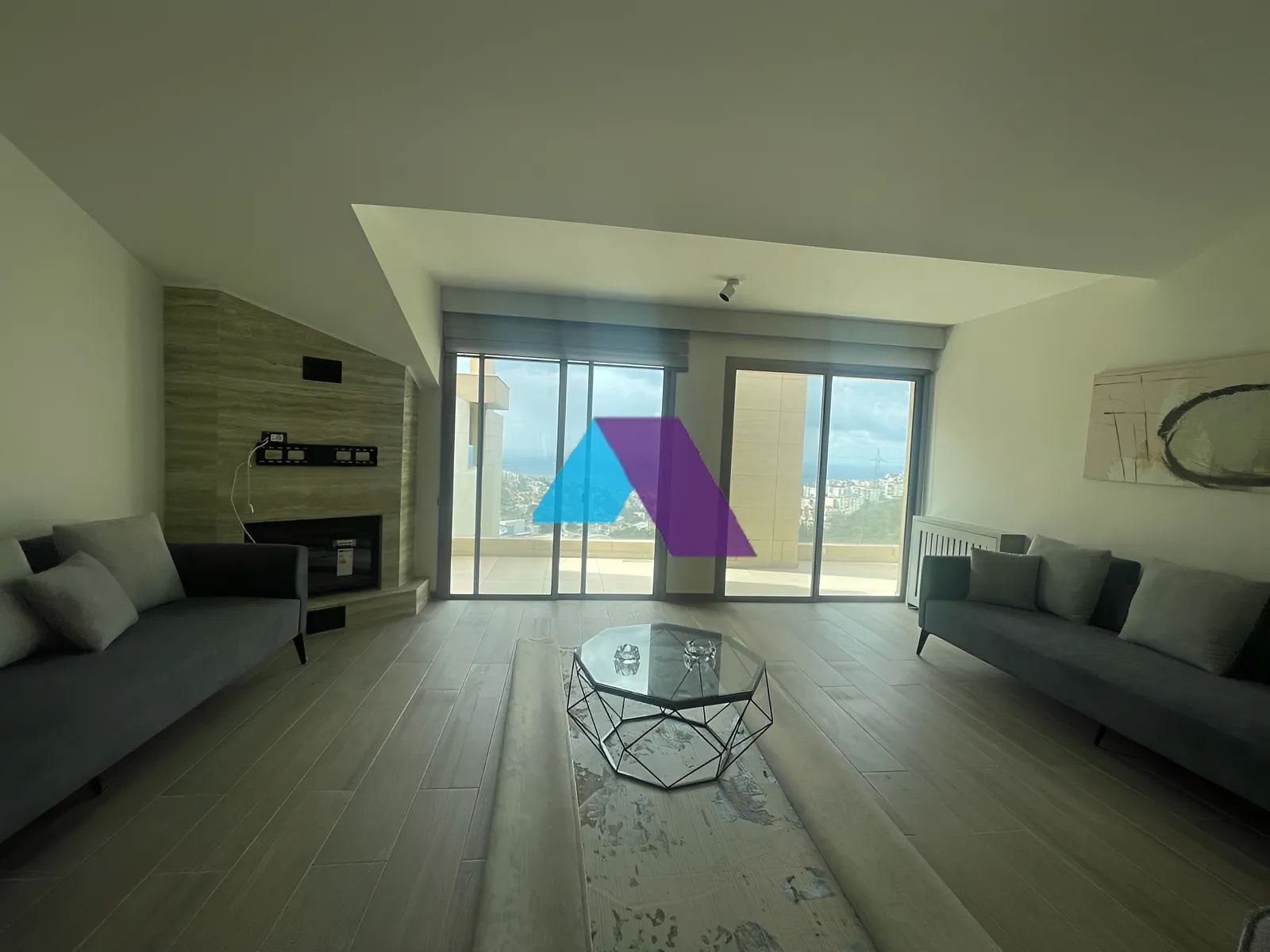 Apartment for Sale in Ain Saadeh