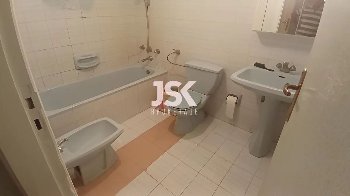 Apartment for Sale in Aaoukar, Lebanon