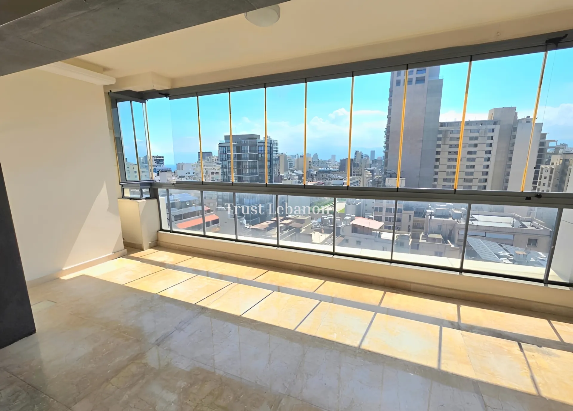 Apartment for sale in Hamra, Beirut, Lebanon