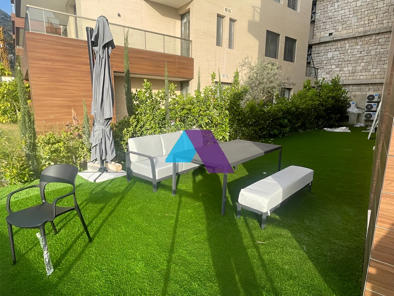 Apartment for Sale in Adma w Dafnah - 3 bed, 4 bath