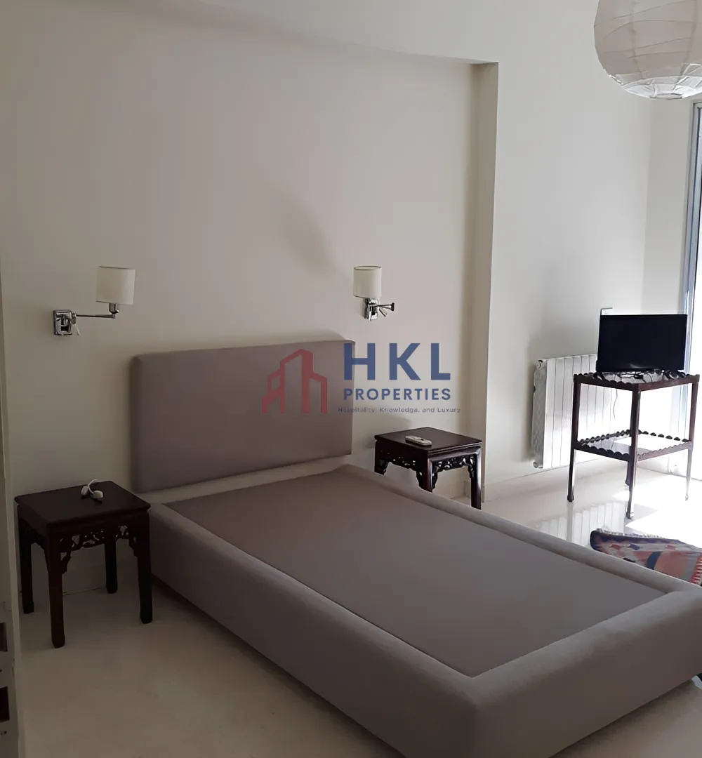 Apartment for rent in Sursock, Bayrut, Lebanon - 3 bed, 5 bath
