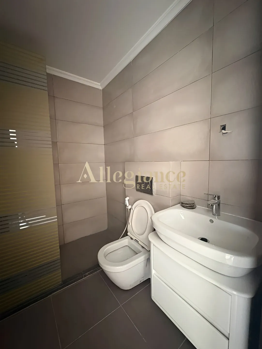 Apartment for sale in Spears