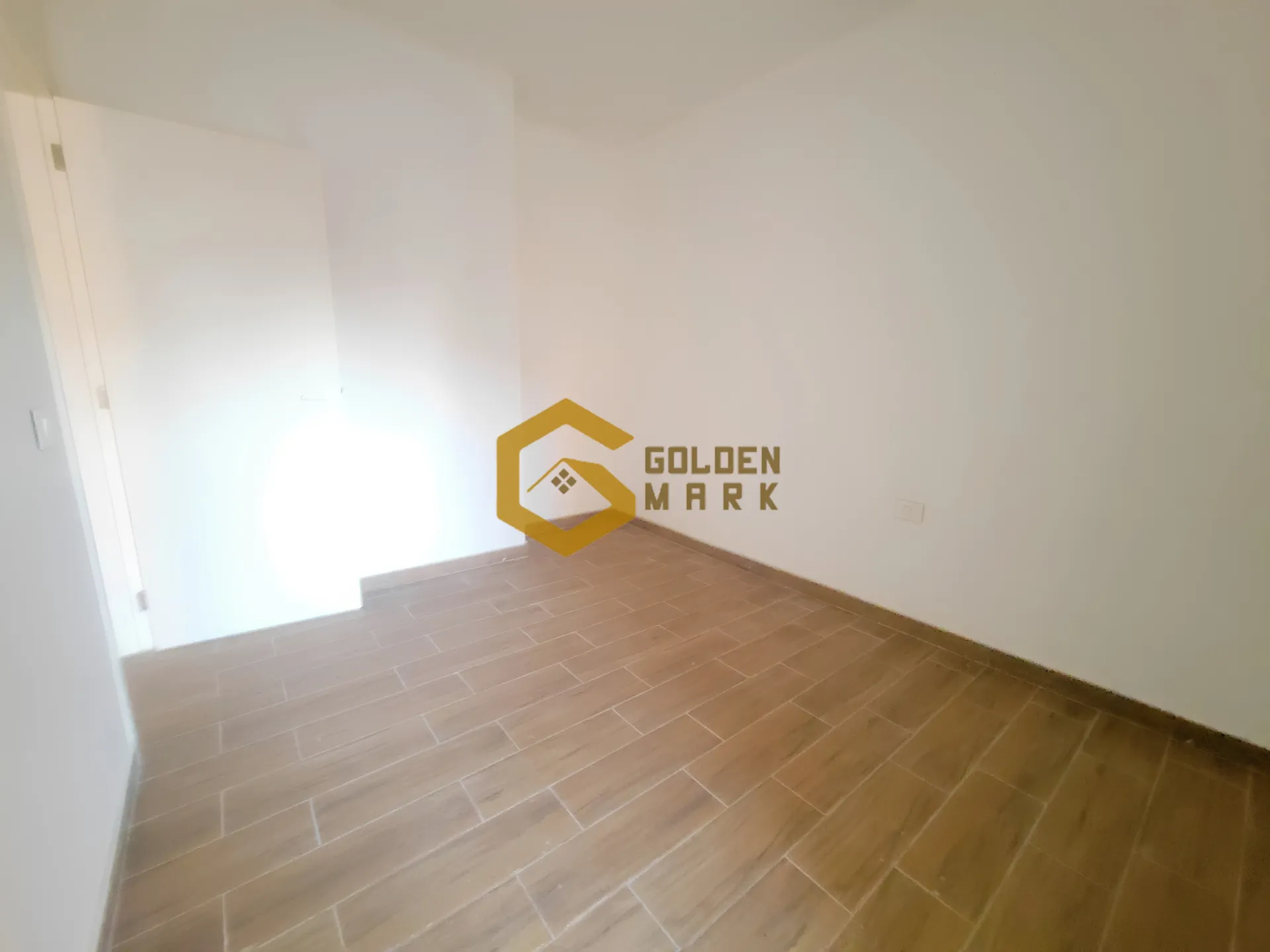 Apartment for Sale in Halat