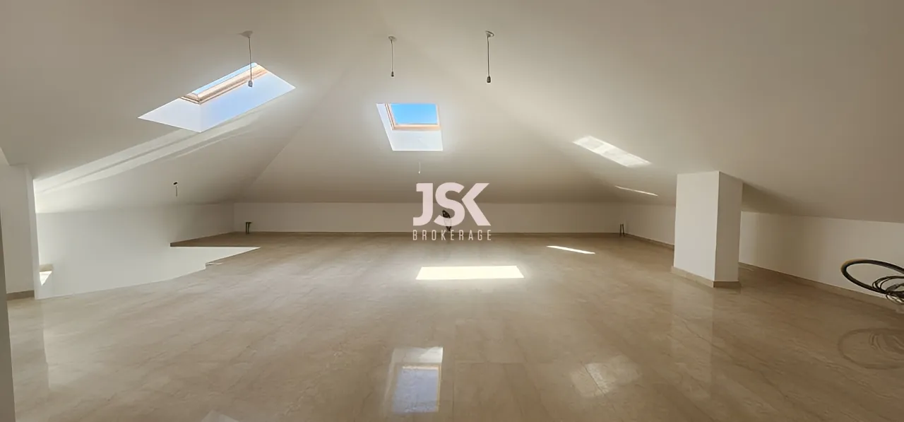 Duplex for Sale in Mar Takla - 3 bed, 4 bath