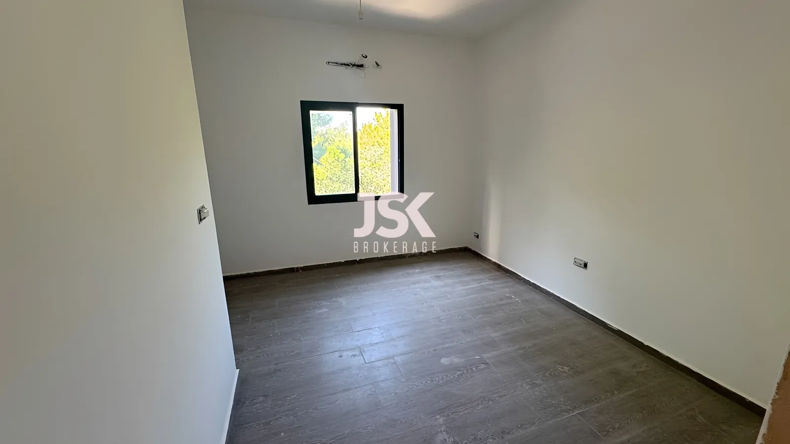 Apartment for Sale in Tilal Ain Saadeh