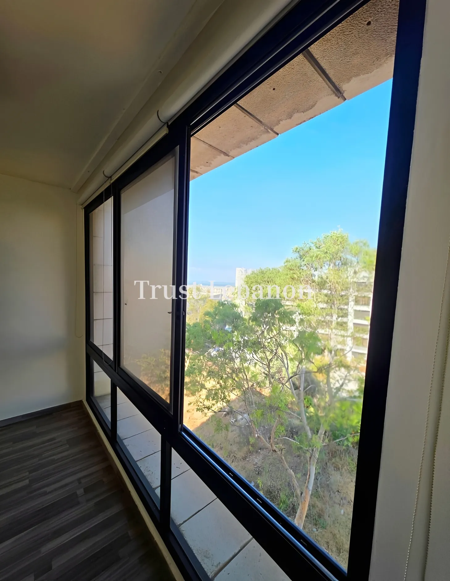 Office for rent in Hazmieh