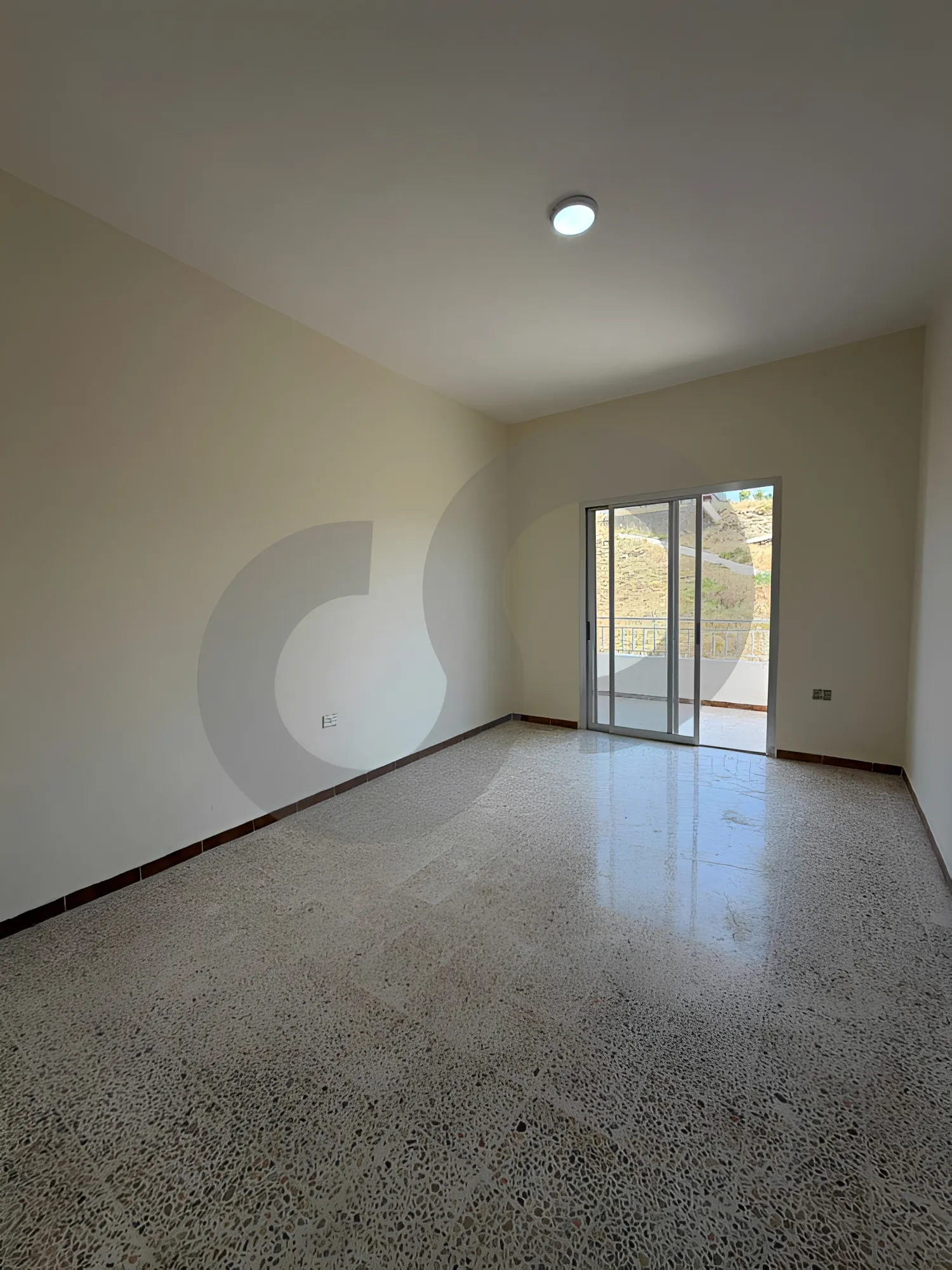 Apartment for Sale in Saoufar