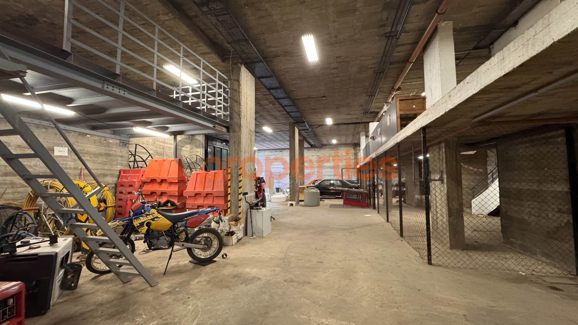 Warehouse for Rent in Aaoukar
