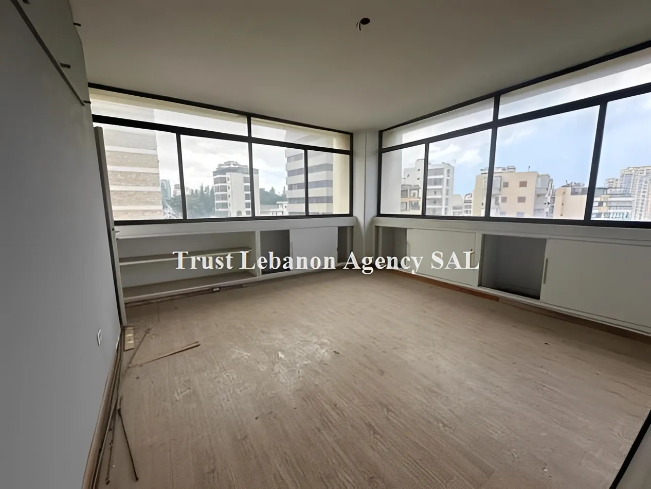Office For Rent in Metn, Sin El Fil