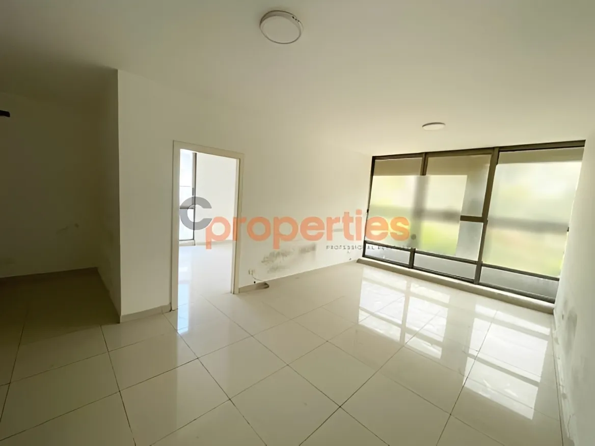 Office for Rent in Kfar Hbab