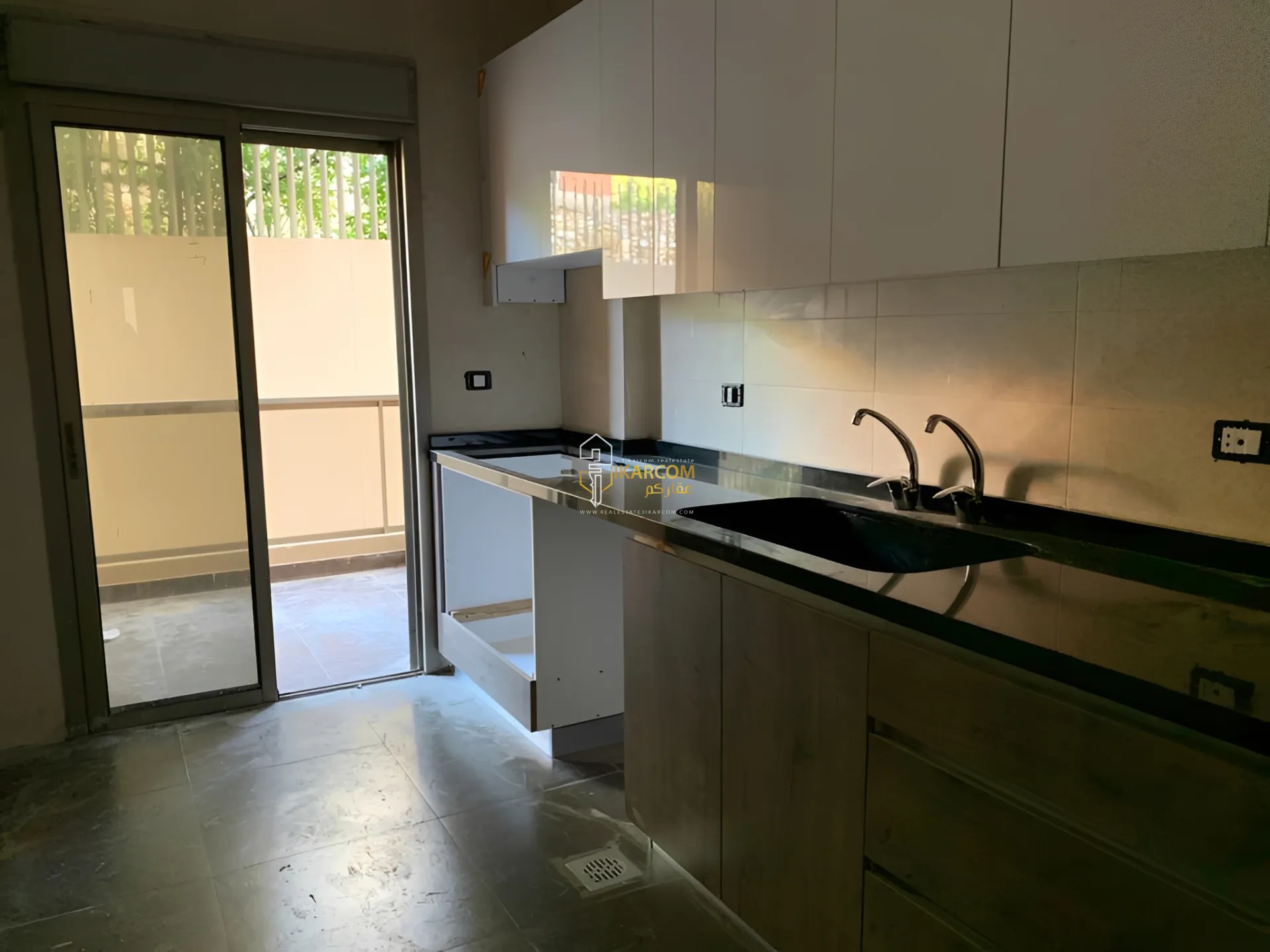 Apartment for Sale in Jouret El Ballout