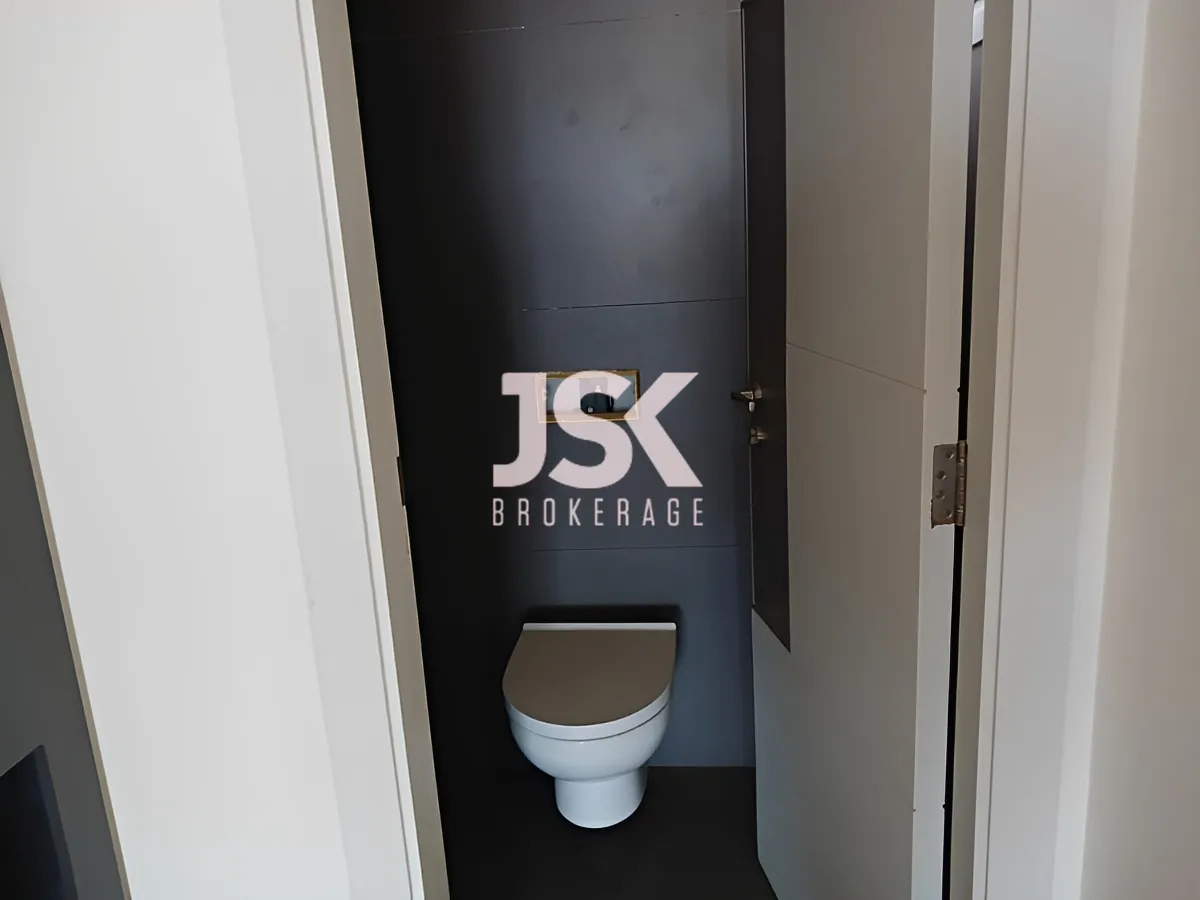 Office for sale in Dbayeh