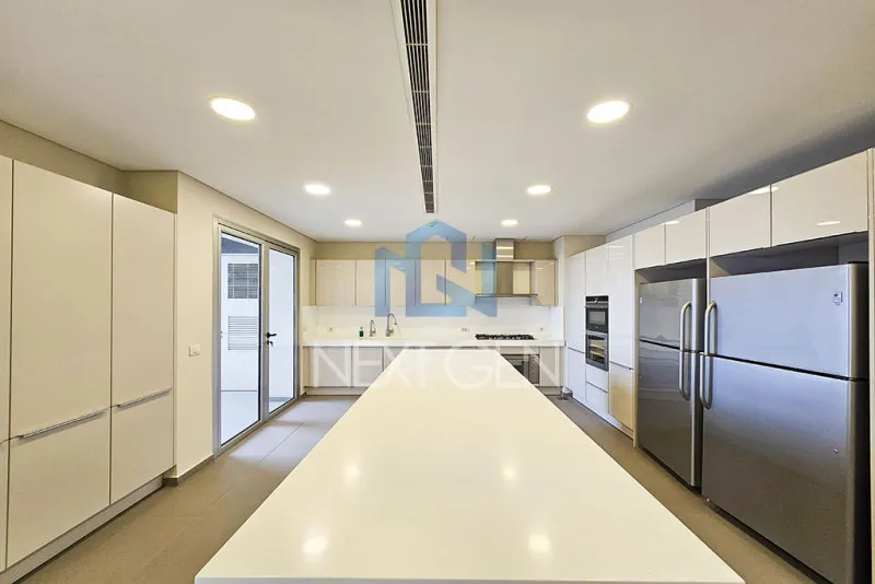 Apartment for Rent in Sursock