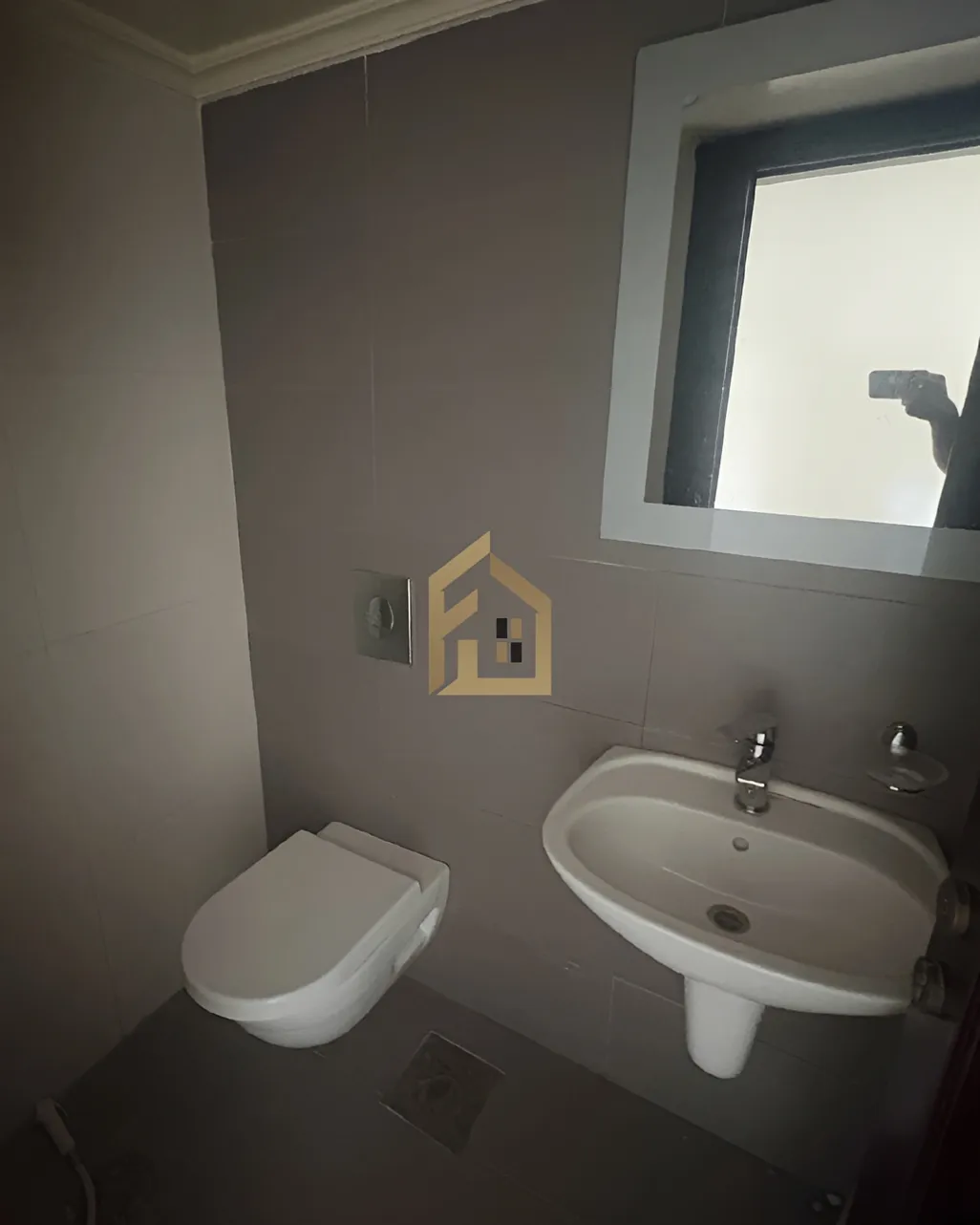 Apartment for rent in Tallet Khayat, Beirut, Lebanon