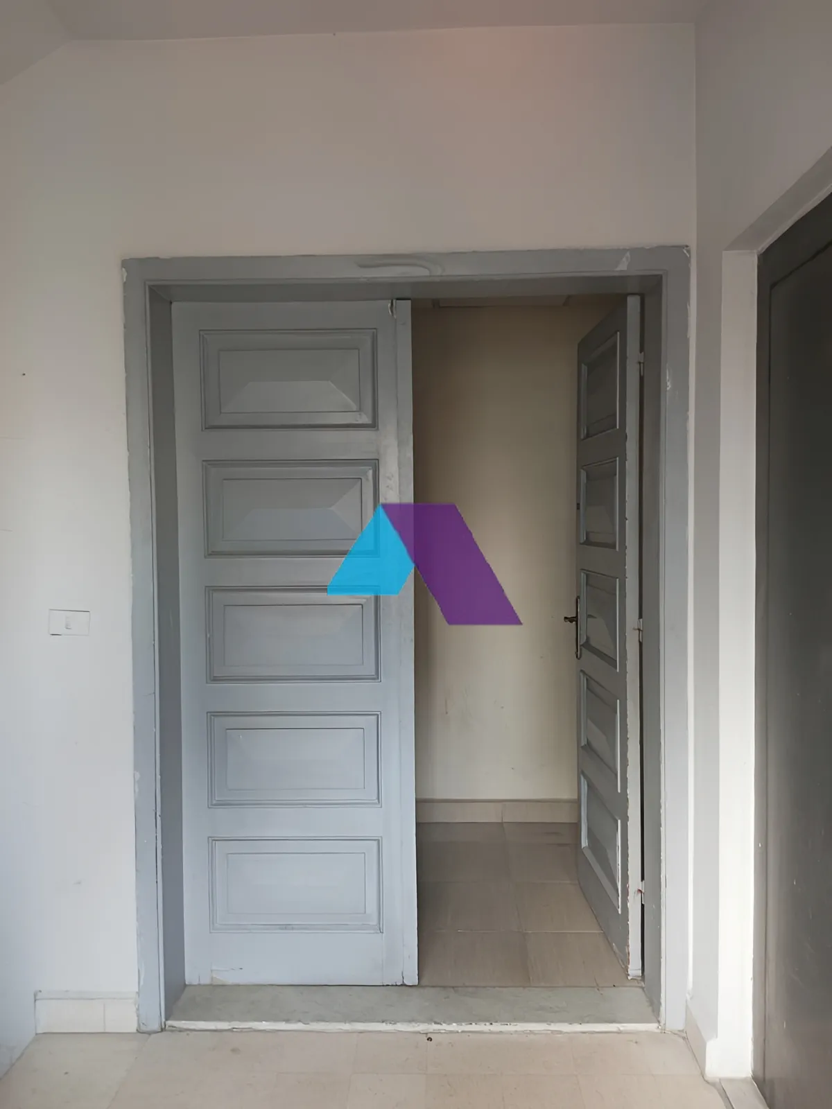 Office for Sale in Daoura