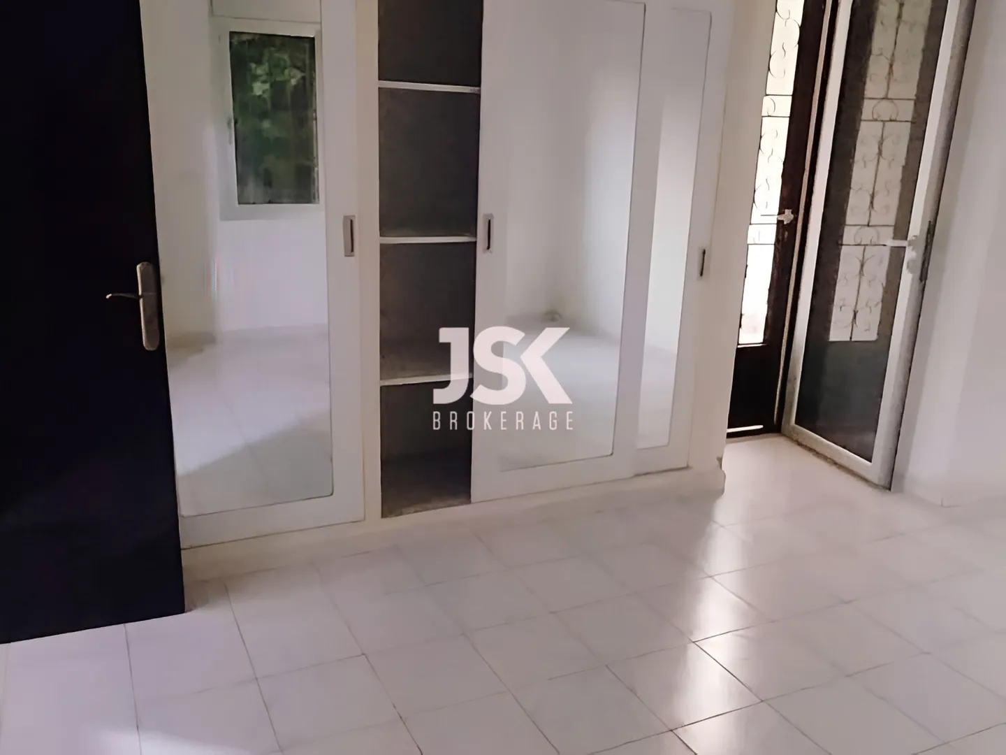 Apartment for Rent in Ballouneh