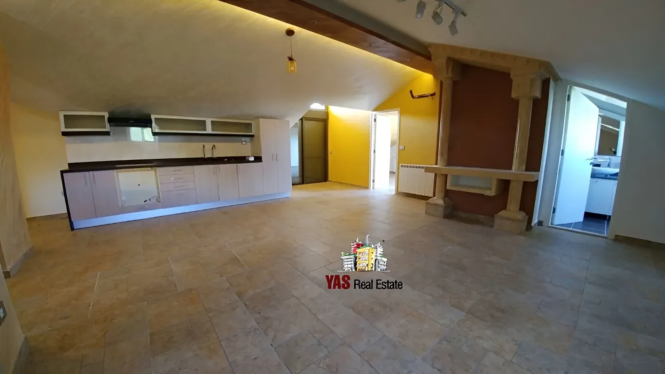 Apartment for Sale in Ballouneh