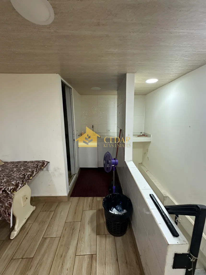 Commercial Commercial for sale in Zarif, Bayrut, Lebanon