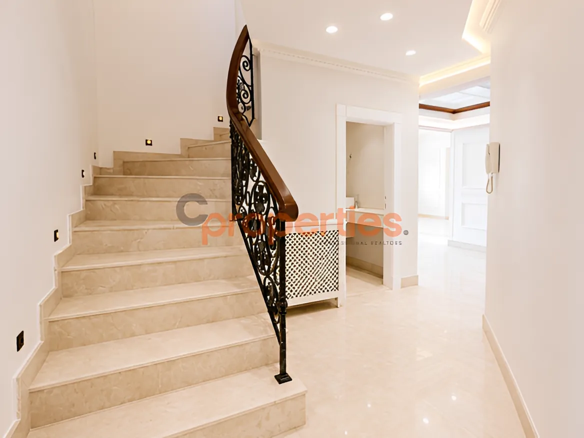 Apartment for Sale in Jnah - 5 bed, 7 bath
