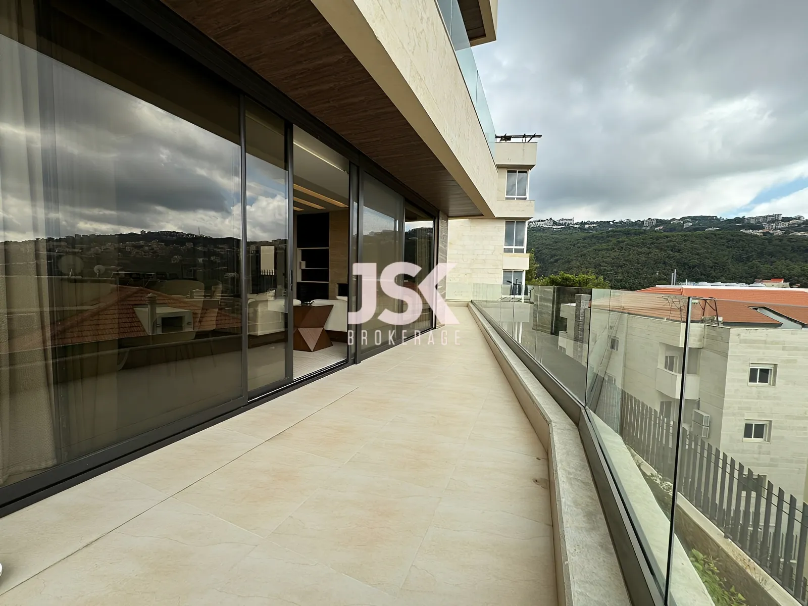 Apartment for Sale in Qennabet Broummana