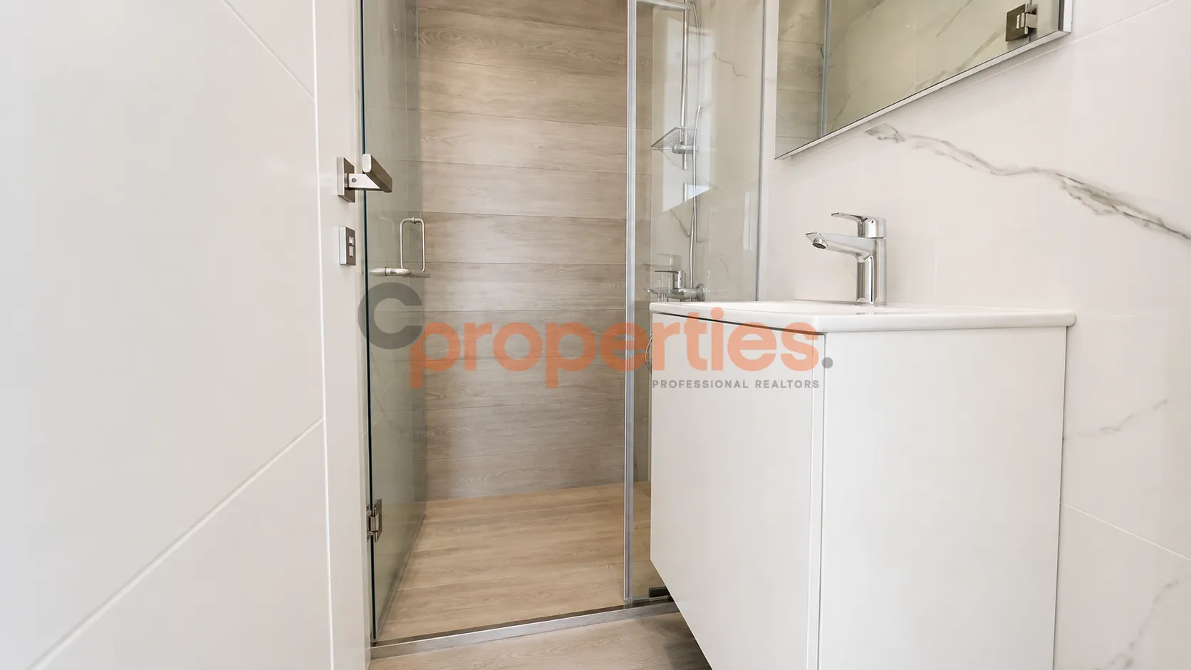 Apartment for Sale in Spears