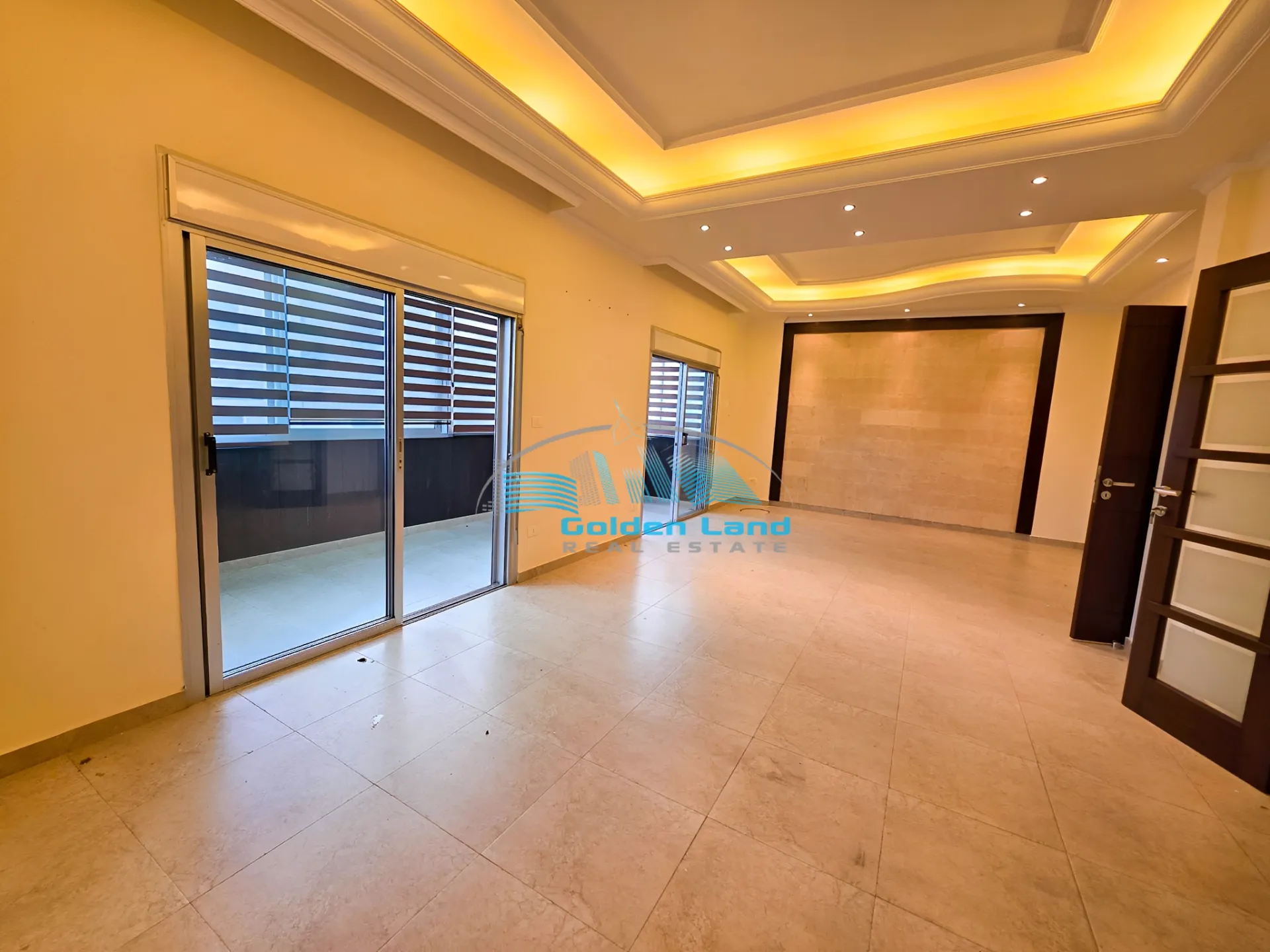Apartment for Rent in Qornet El Hamra